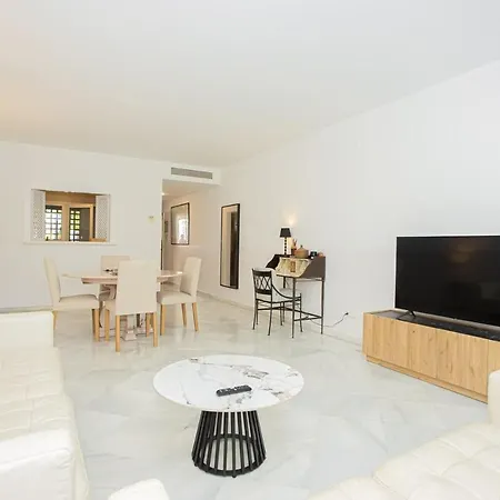 Lejlighed Luxury Groundflr & In 200 Meters *