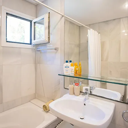 Luxury Groundflr & In 200 Meters Lejlighed